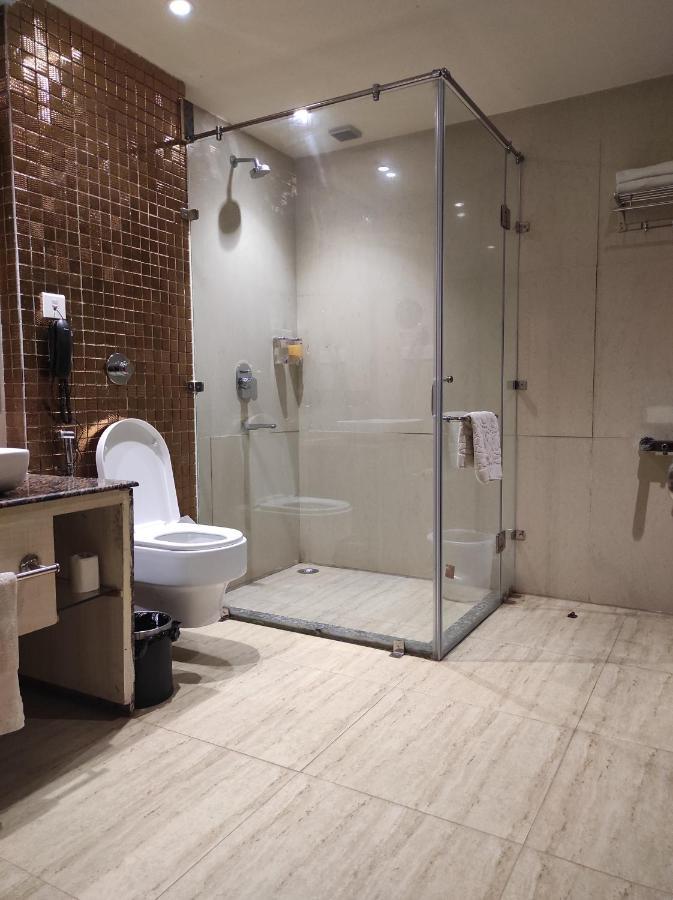 รีเจนตา รีสอร์ต ภรตปุระ Hotel ภารัตปูร์ ภายนอก รูปภาพ